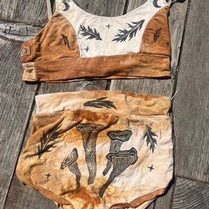 Sister nettle underwear set